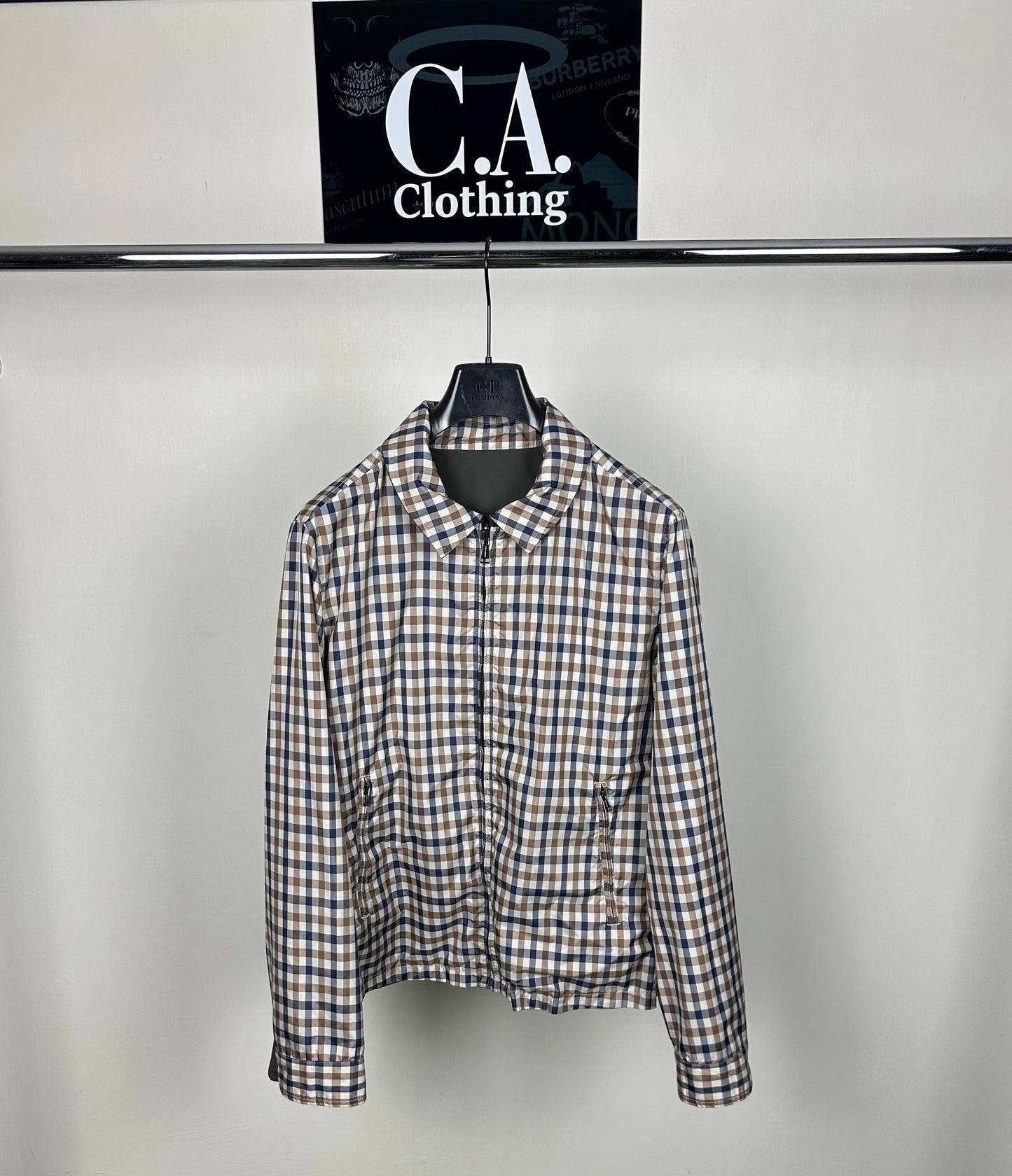 Aquascutum Reversible Jacket Size Medium (M)