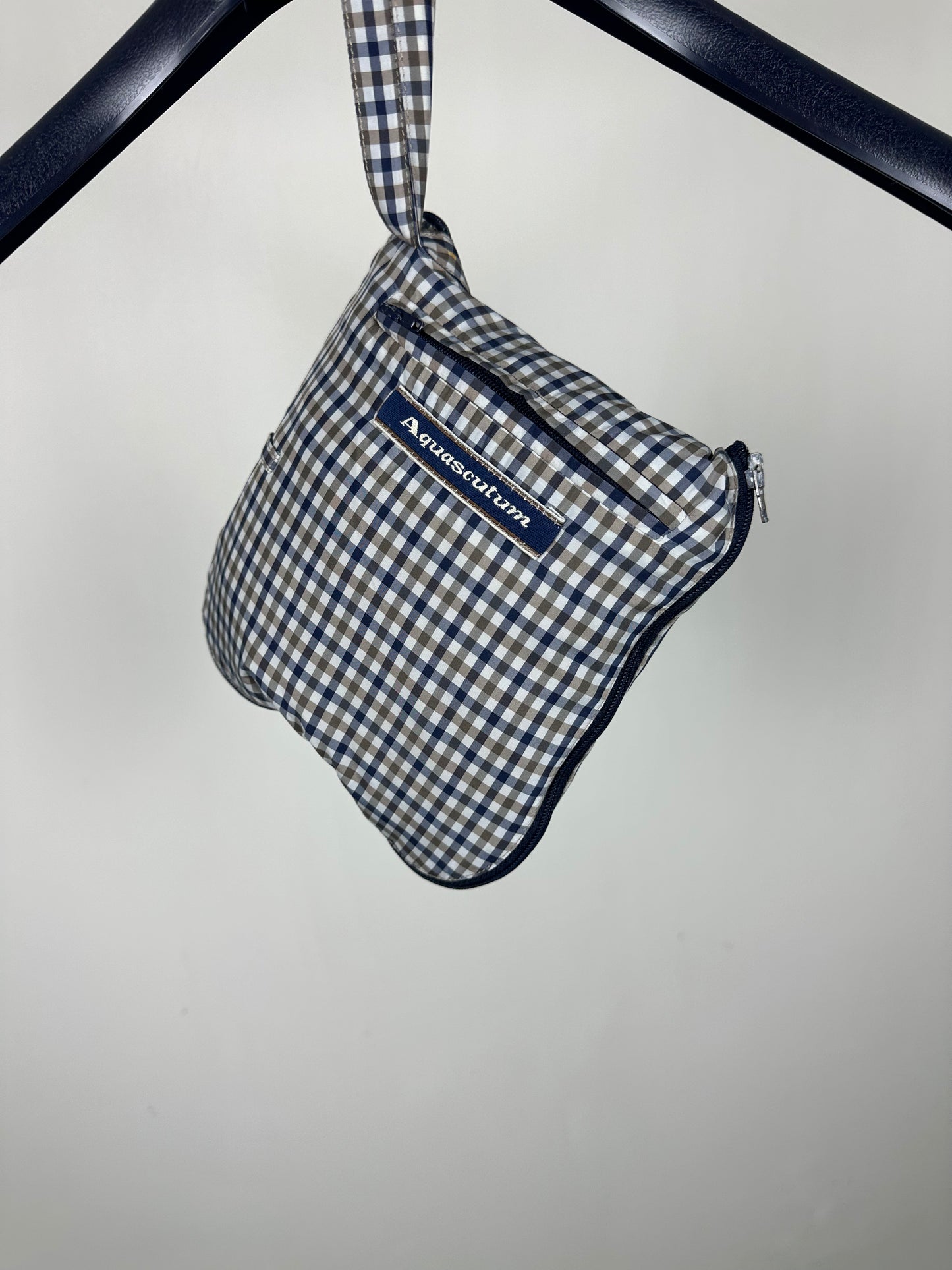 Aquascutum Packable Full Check Windbreaker Size Large (L)