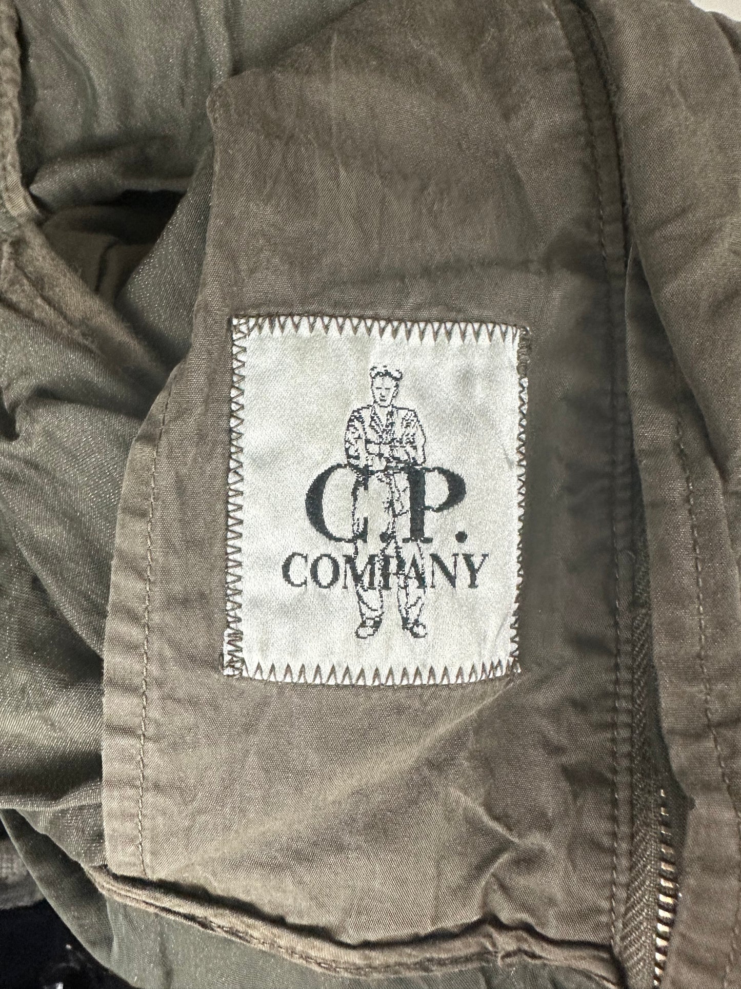CP Company Goggle Overshirt size (2XL) Fits (XL)